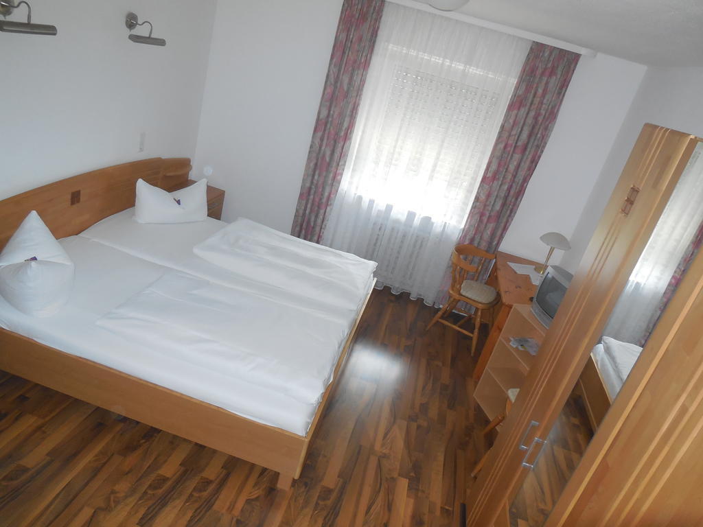 Hotel Garni Am Hechenberg Mainz Phòng bức ảnh